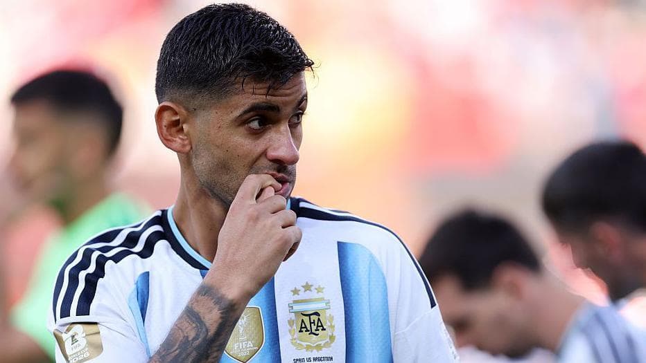 Atletico Hold Talks With Spurs Captain Romero | Transfer