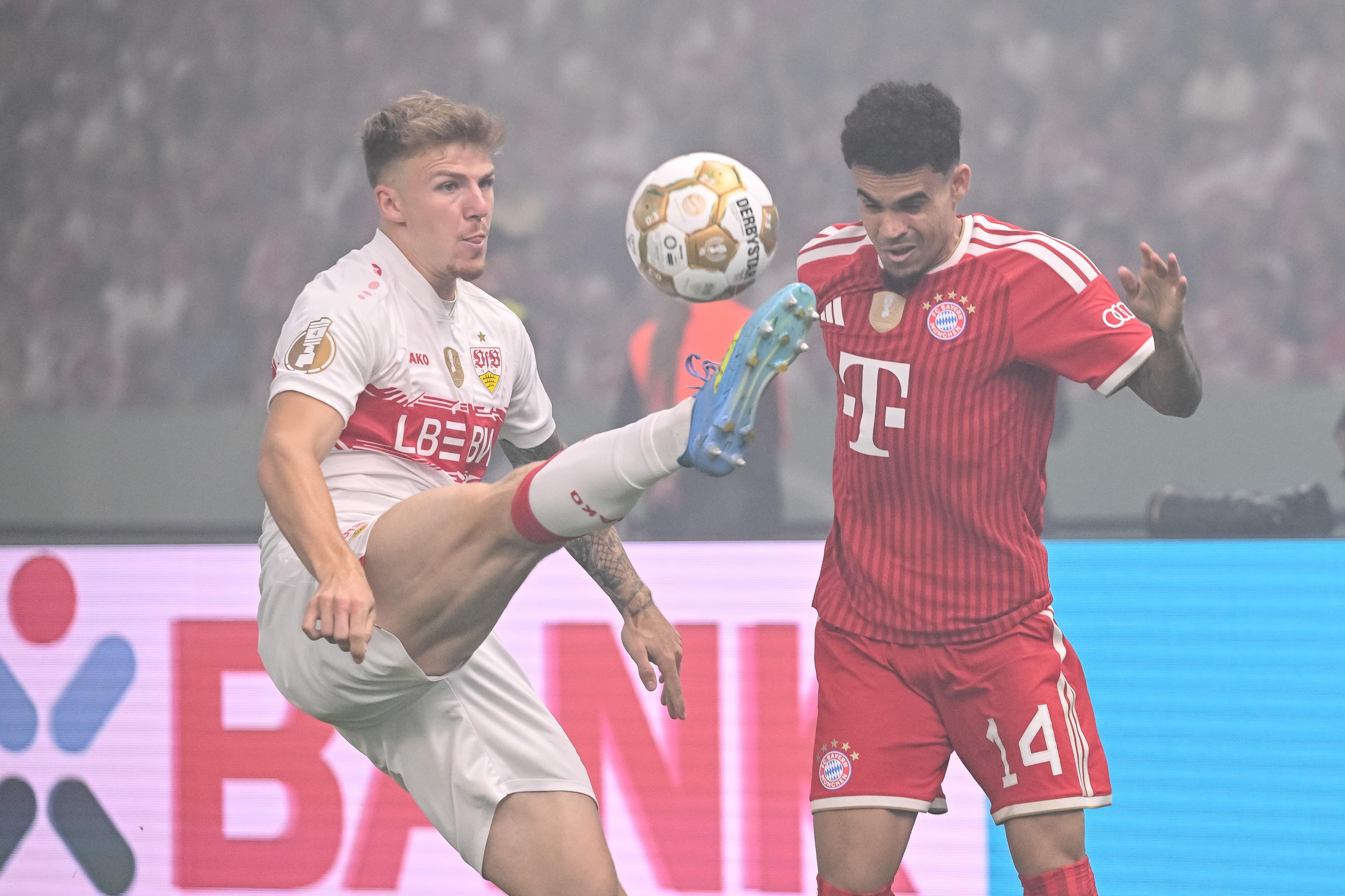 Bayern Eye Jeltsch, Liverpool-Barca Deal & Torres to PSG