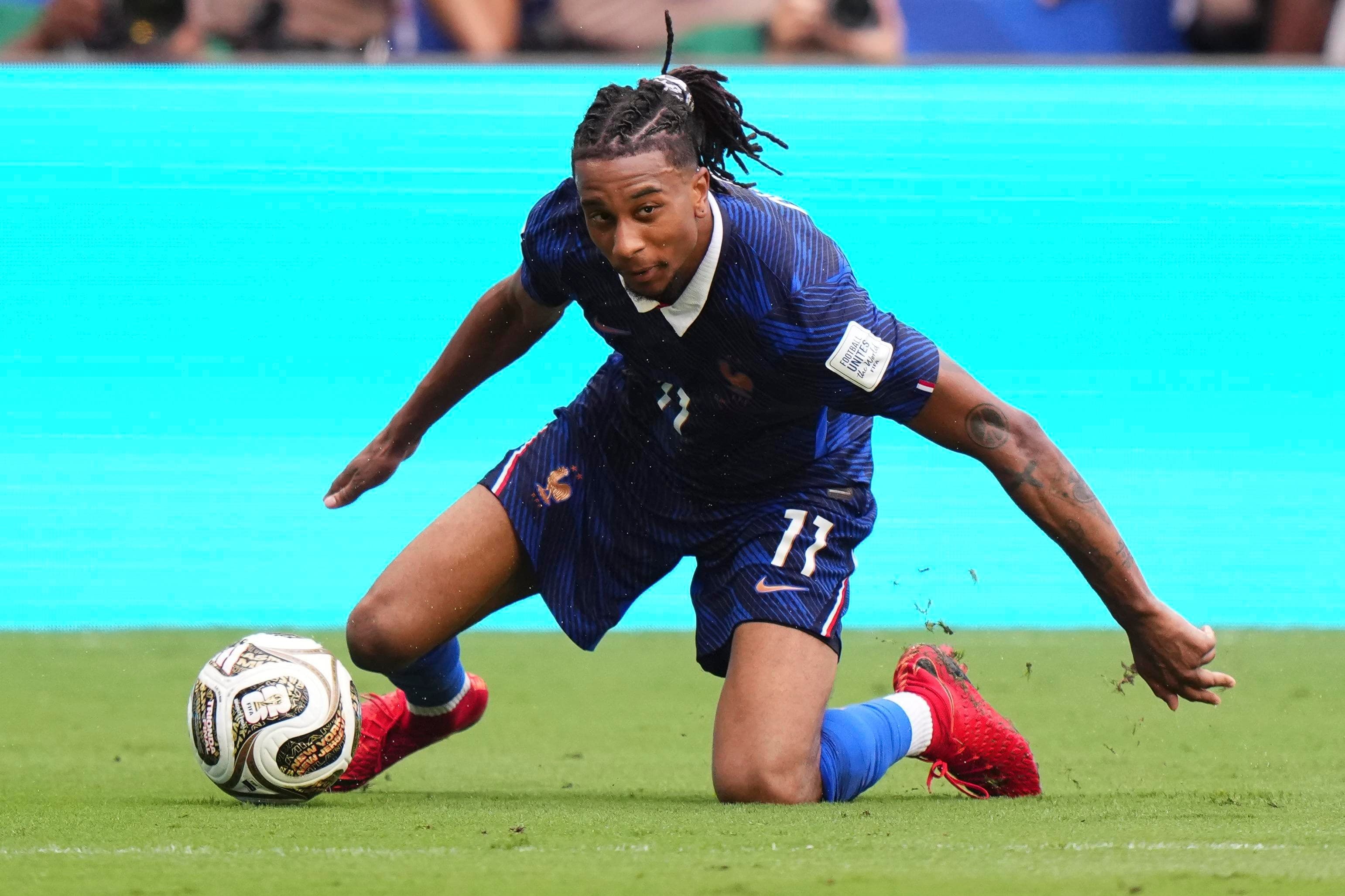 Bayern Munich News: Olise Not for Sale at €200M; PSG Star