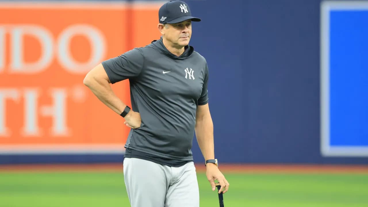 Boone's Yankees Future: Fire or Keep Him in 2026?