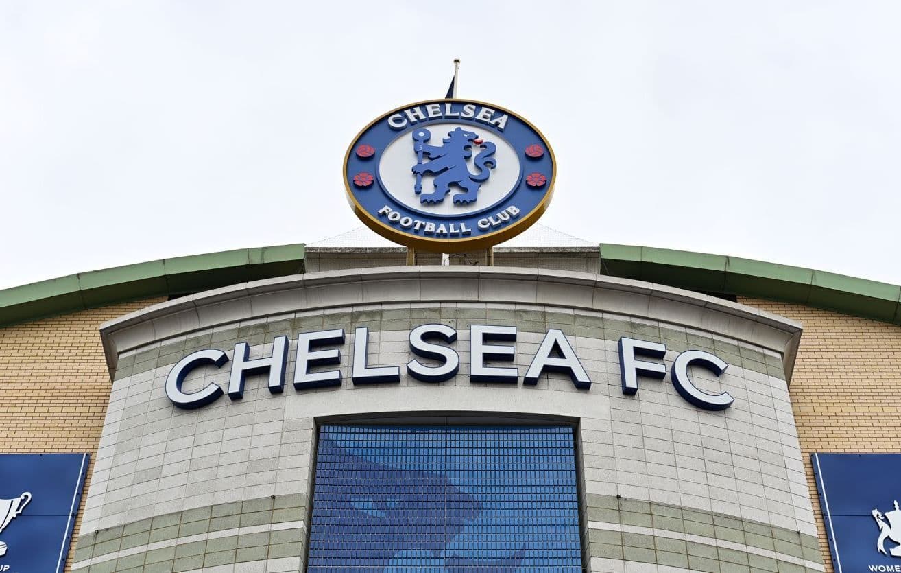 Chelsea Injury Blow: Alonso's Late Tottenham Call