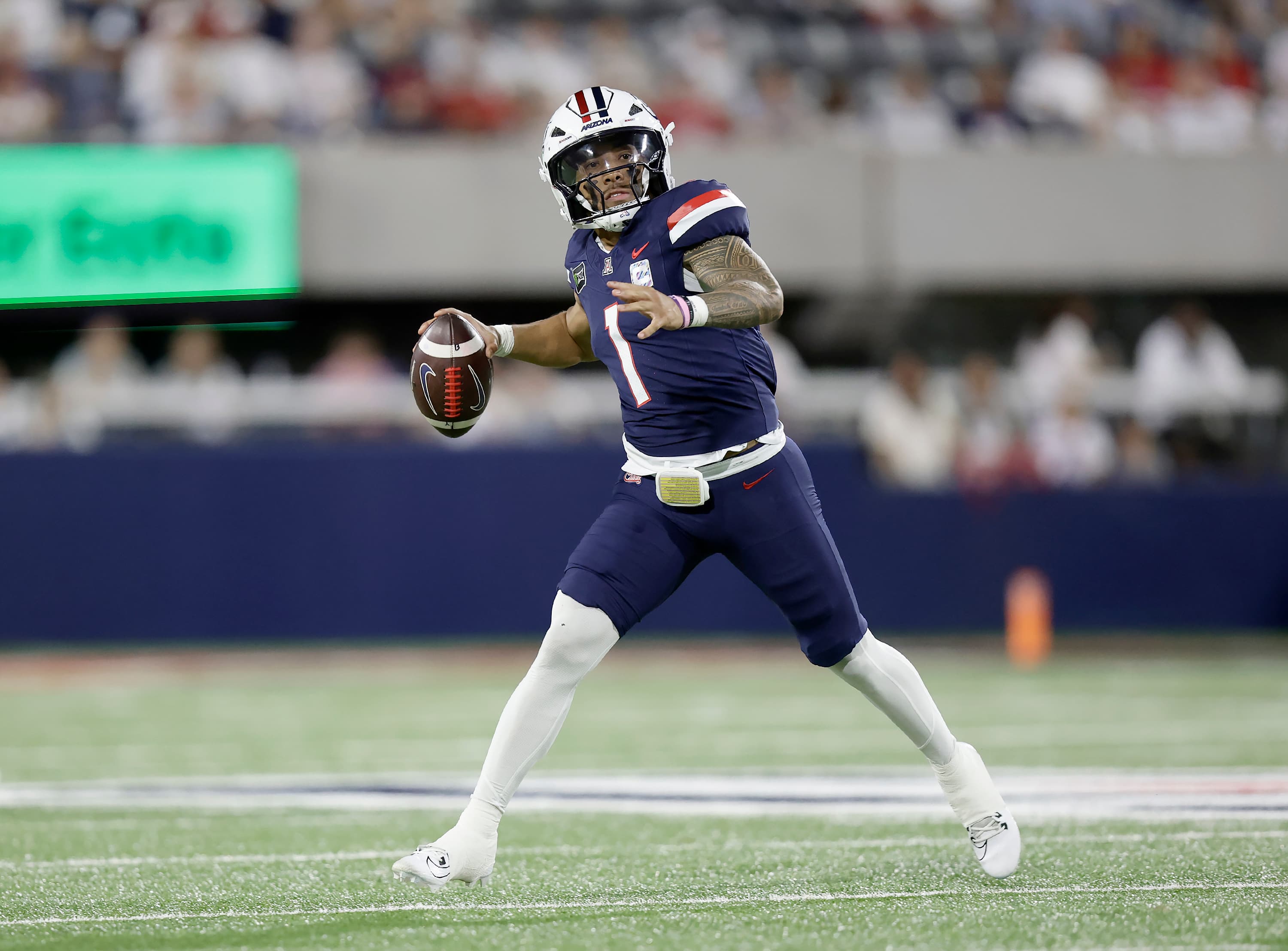 College Football Week 6: Demond Williams Jr. to Watch