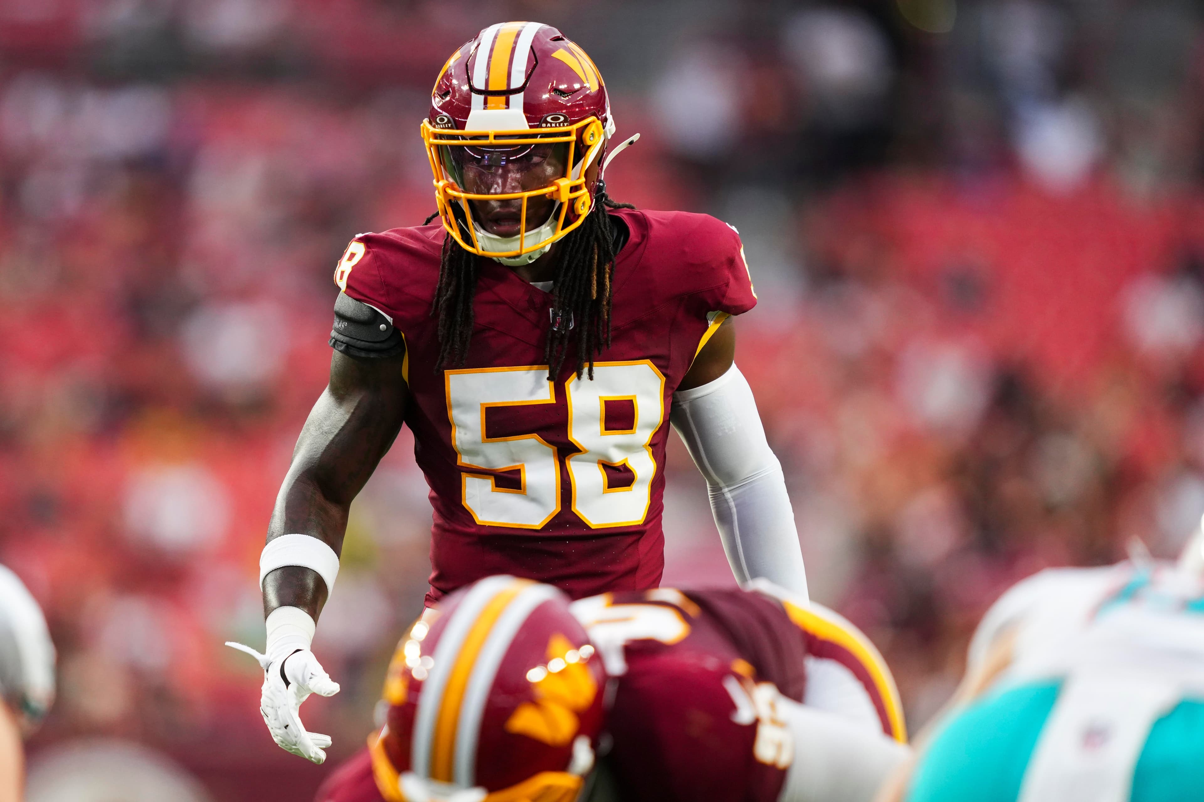 Commanders Open Practice Window for Reserve LB
