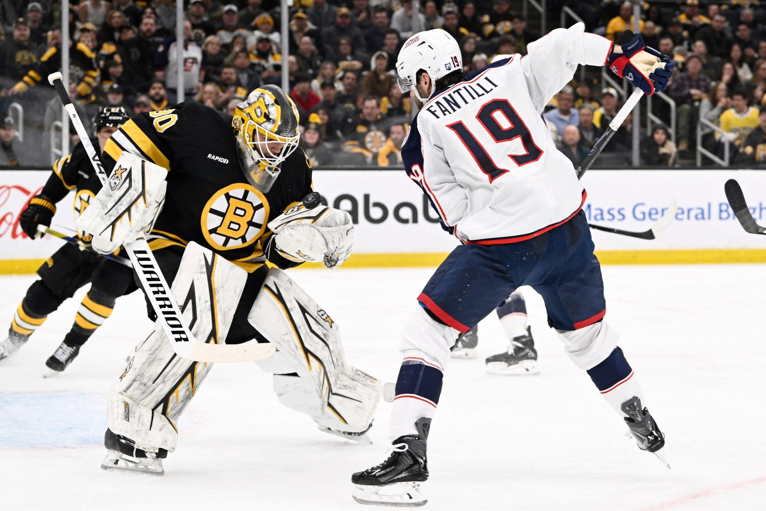 Daily Bean: Fantilli Contract, Bruins' Brunet, Red Wings
