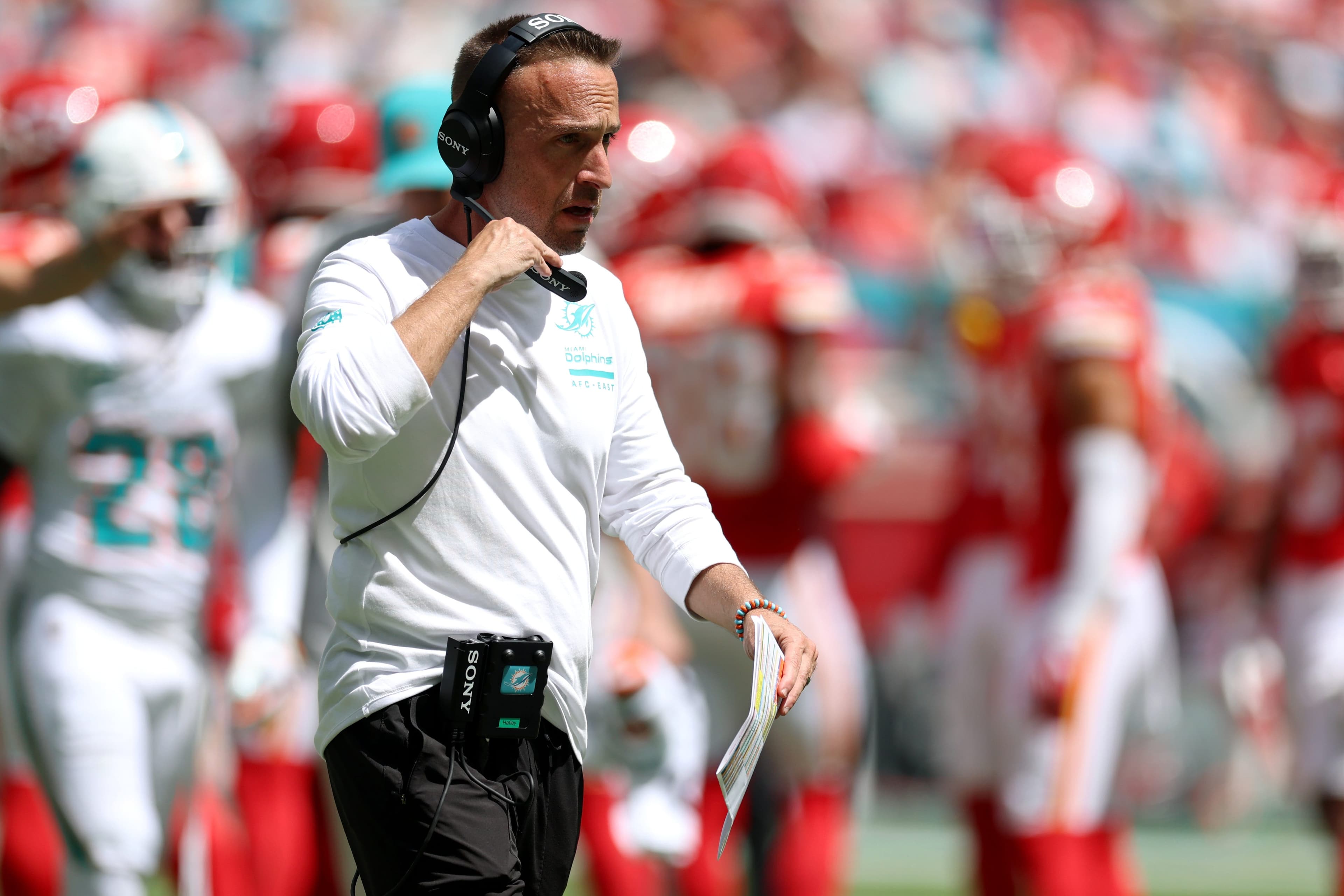Dolphins Rookie Chris Bell Shines vs Chiefs in 2026