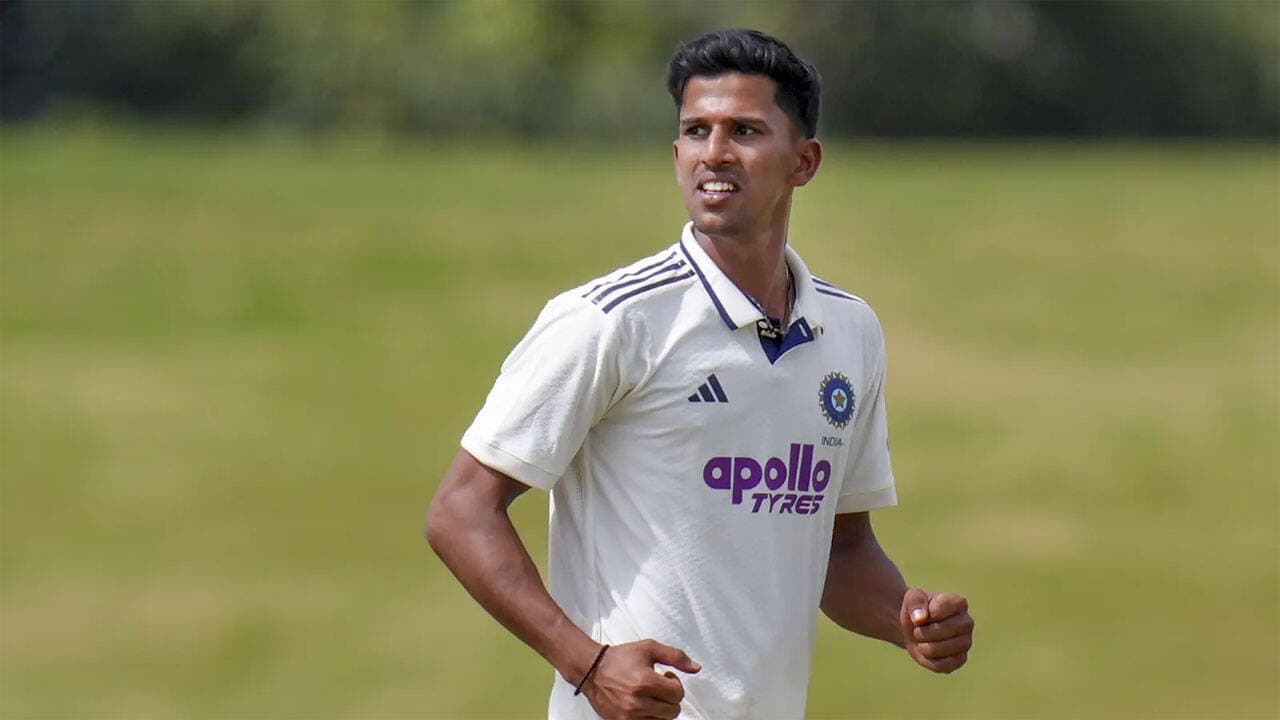 Duleep Trophy: Kotian, Deshpande Fire; North Fold for 251