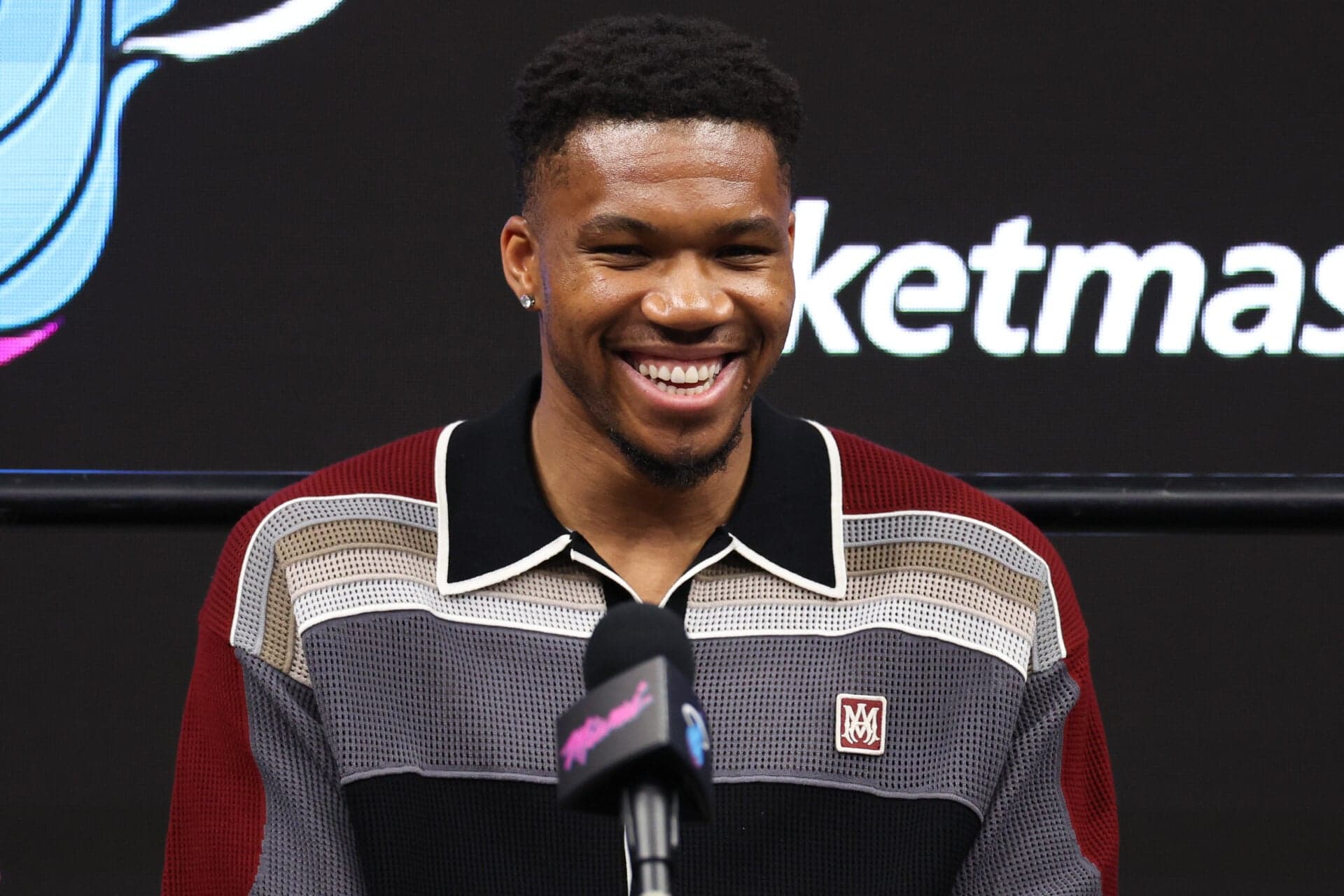 Giannis Drops Bold Celtics Prediction After Xmas Reveal