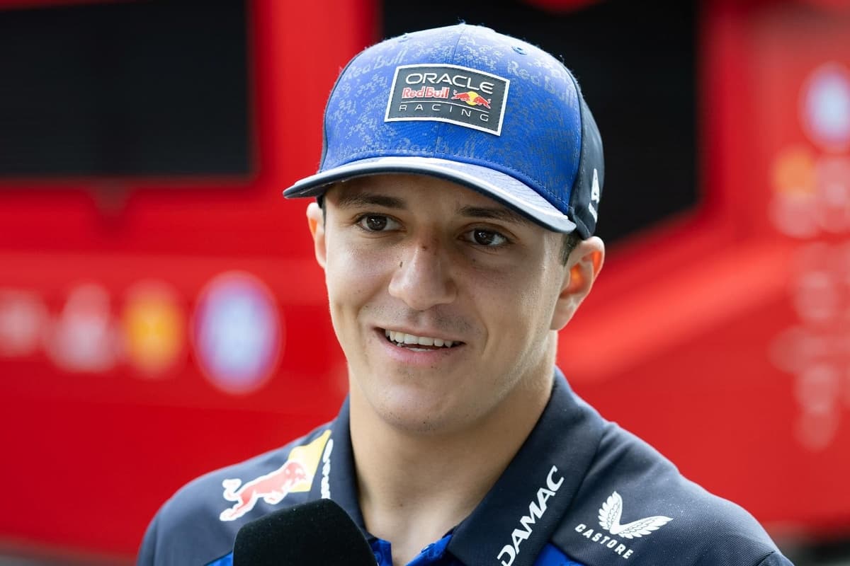 Hadjar Brings Delayed Zandvoort Helmet to Baku F1 Return