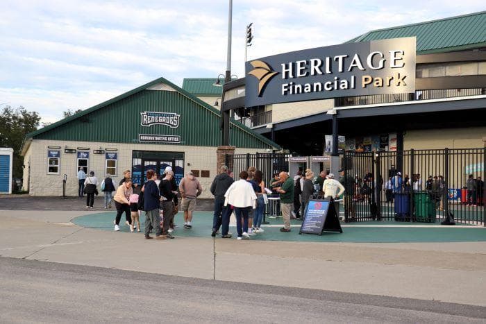 GR8 Hudson Valley Hard Rock Fest Hits Heritage Financial P