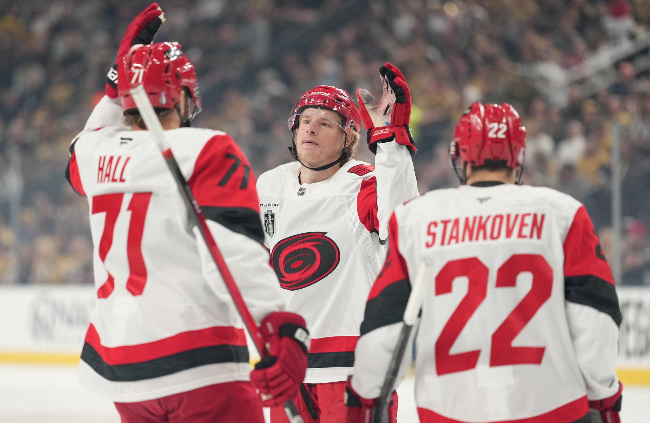 Hurricanes Erase 4-Goal Deficit to Stun Predators