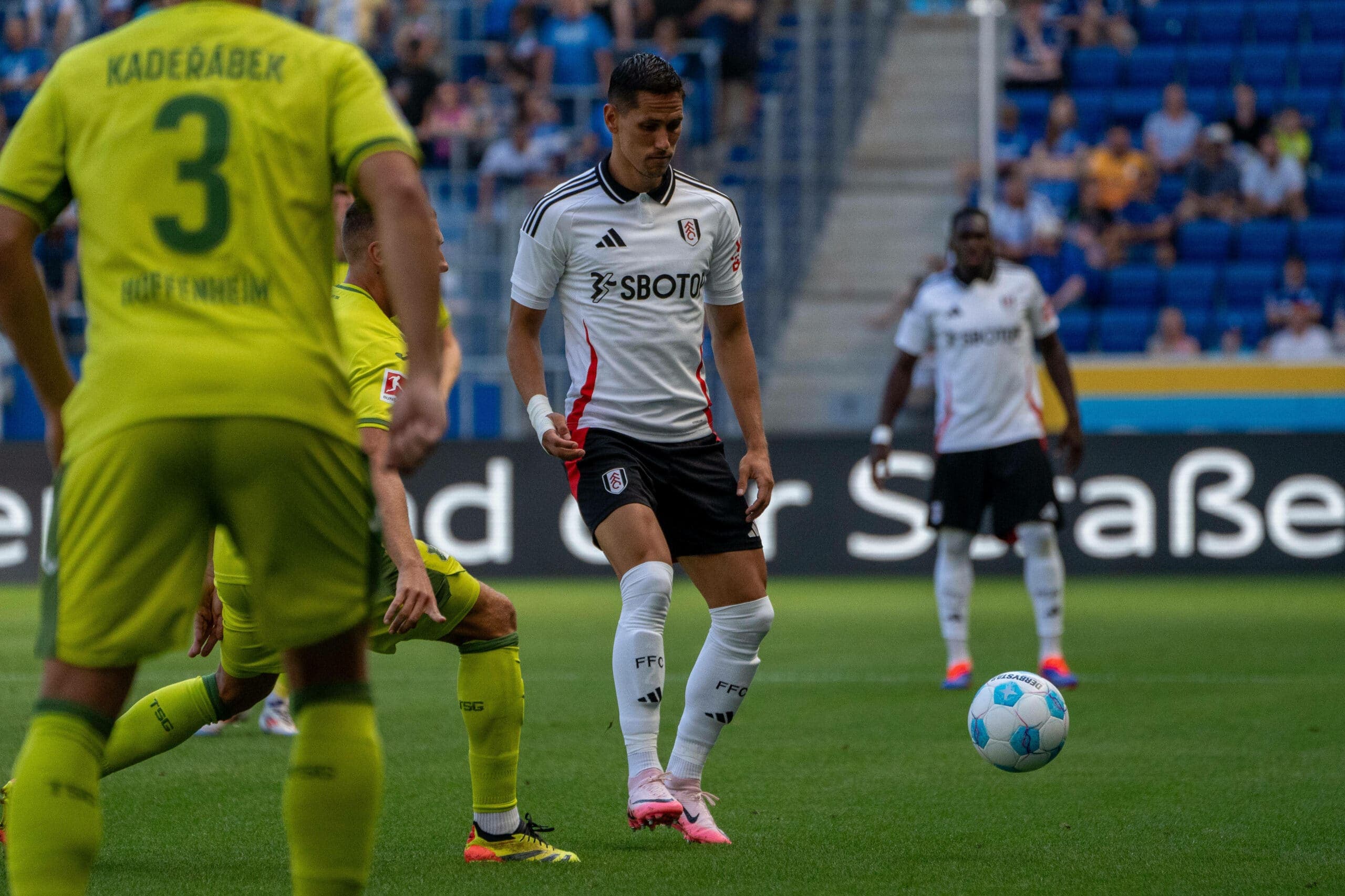 Ipswich Close on Premier League Midfielder Deal