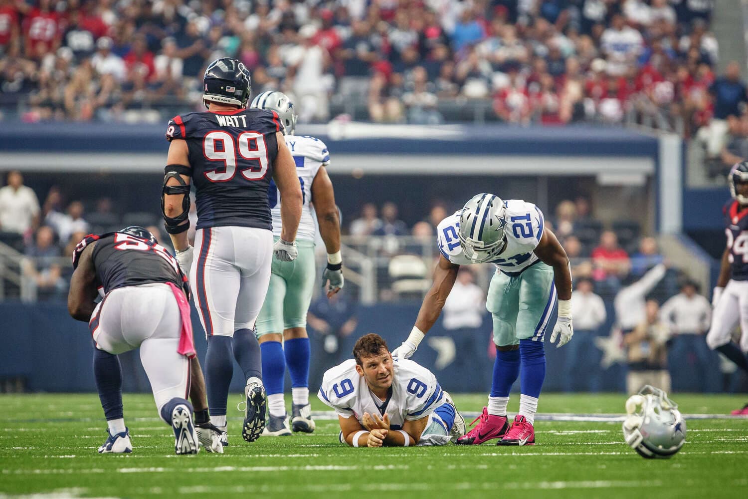 J.J. Watt Replaces Tony Romo on CBS' Top NFL Team