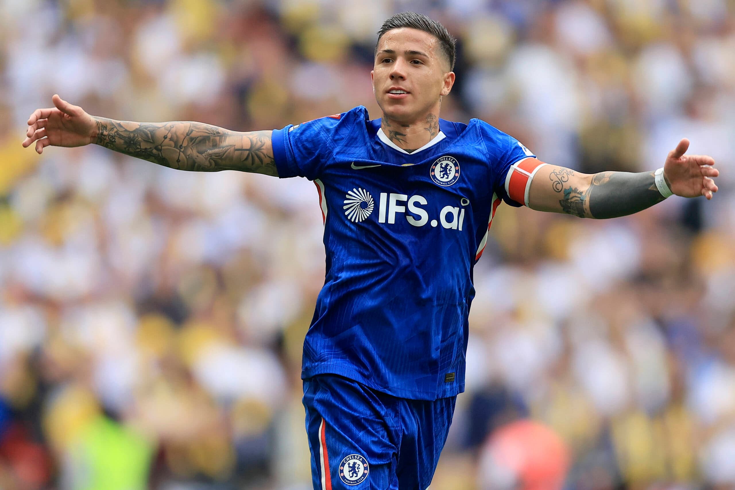 Man City Ready to Swoop for PL Midfielder in 2026