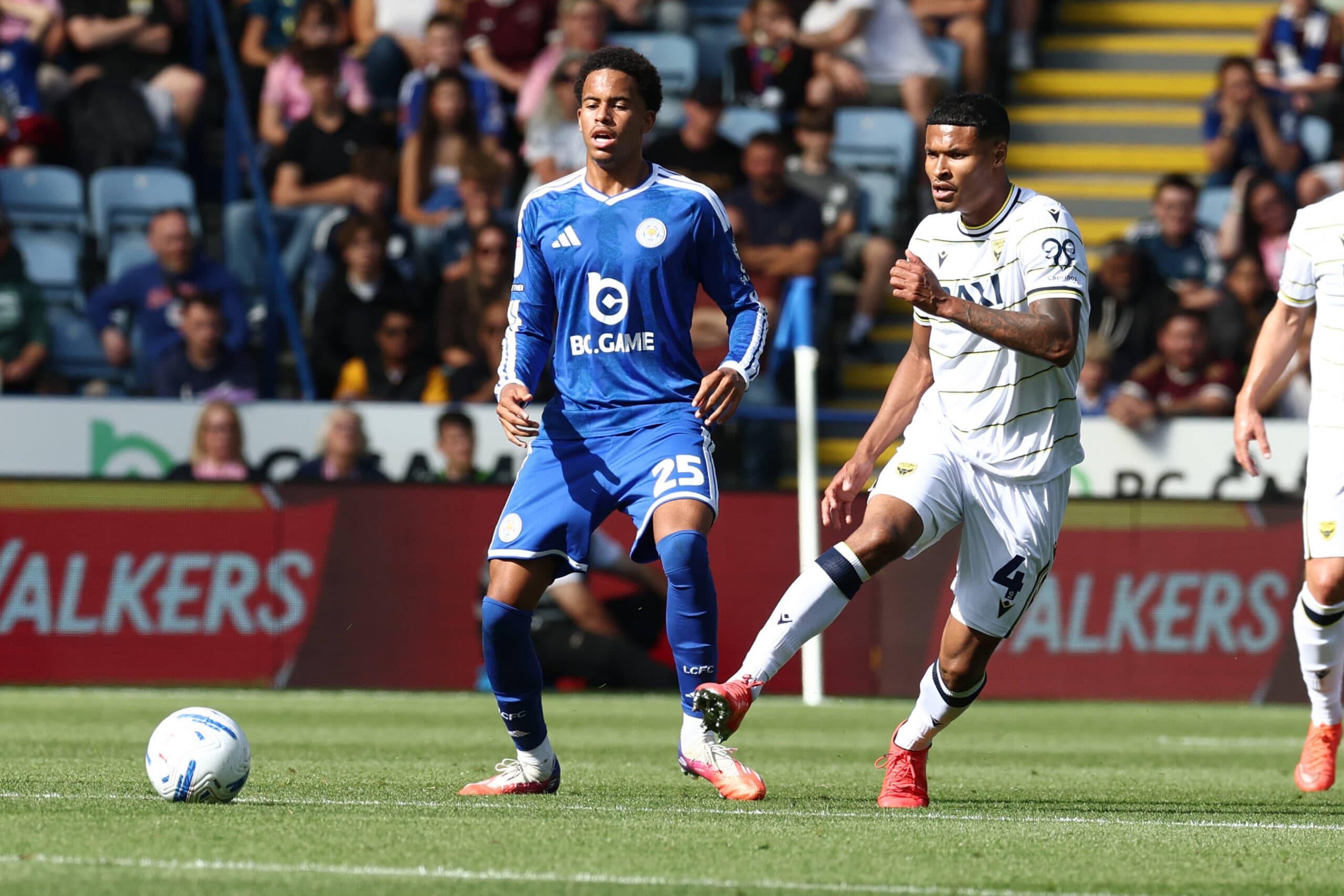 Man Utd Face Huge Battle to Sign 18-Year-Old Midfielder