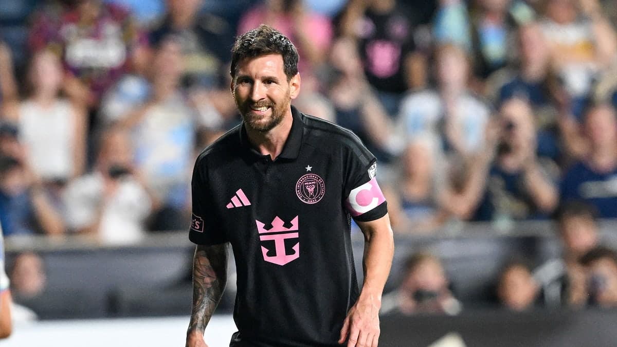 Messi and Ian Fray Fined for Slapping in 2026