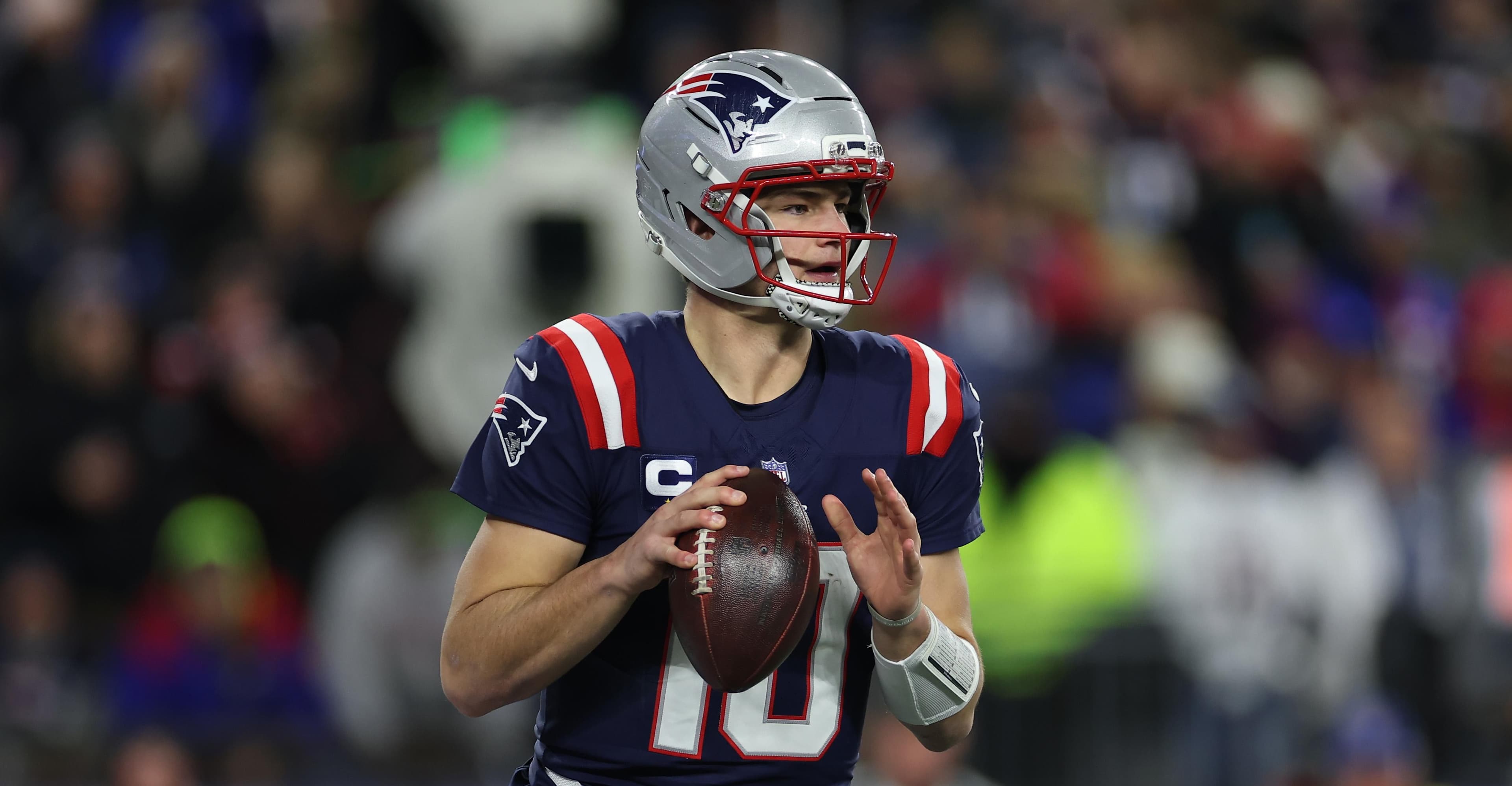 Patriots 2026 Schedule: Full Season Scores & Dates