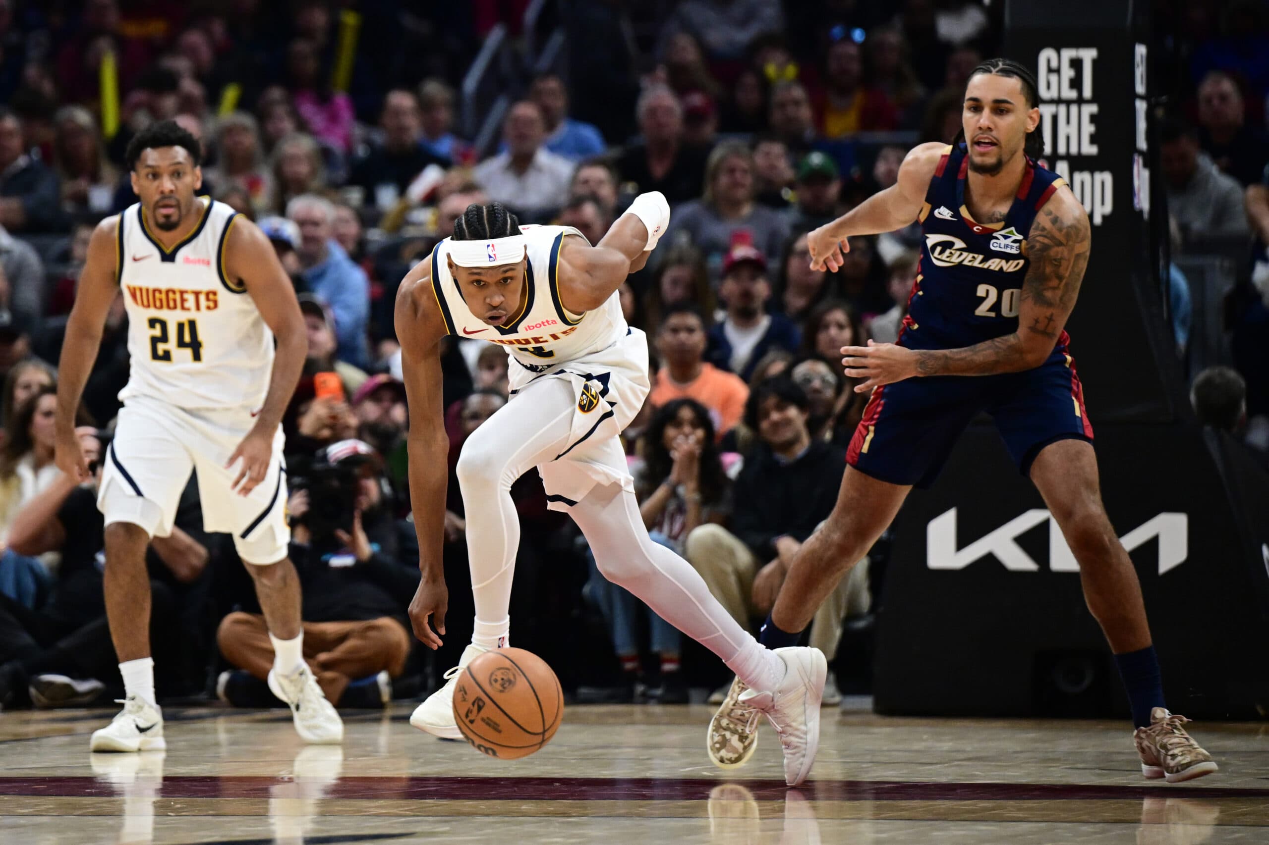 Peyton Watson Credits Jokic for Cavaliers Growth