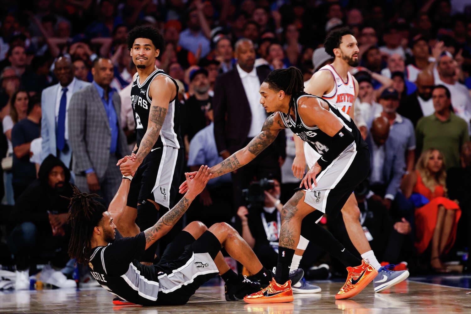 Spurs Media Day 2026: Castle, Harper Talk Tex-Mex & Trash