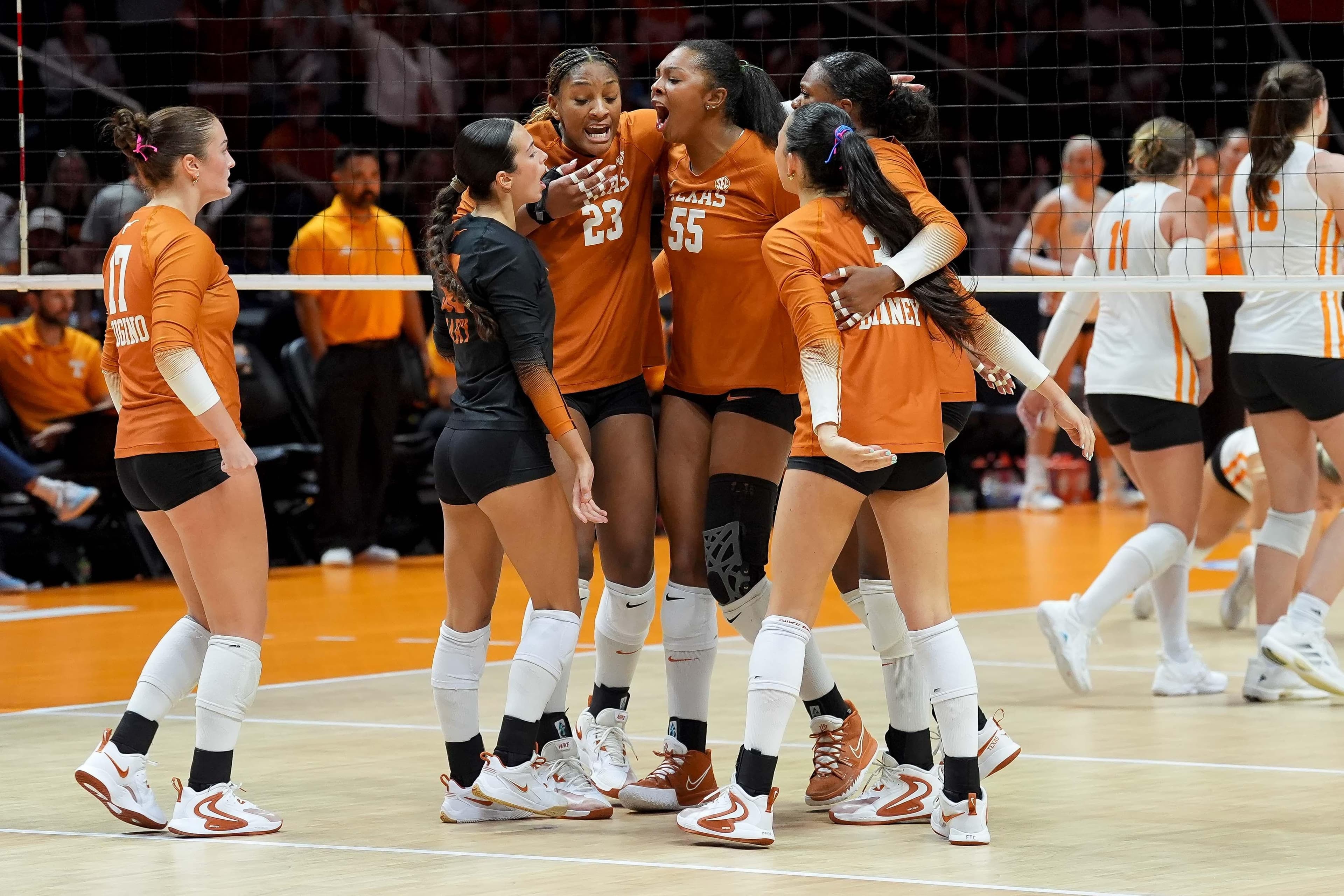 Texas Women's Sports: Longhorns Volleyball Returns Home