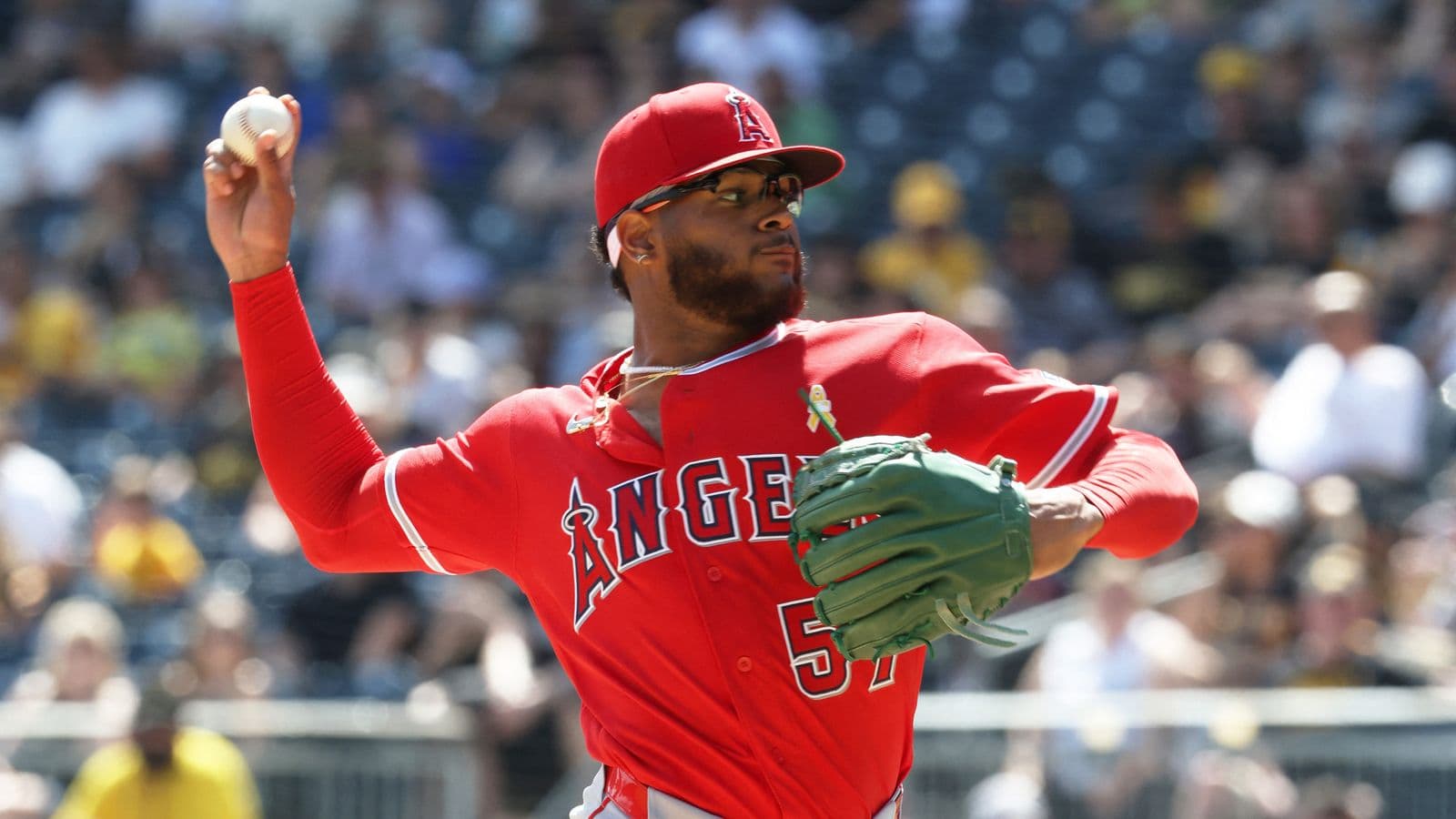 Angels Lose 1-0 Pitcher's Duel to Pirates