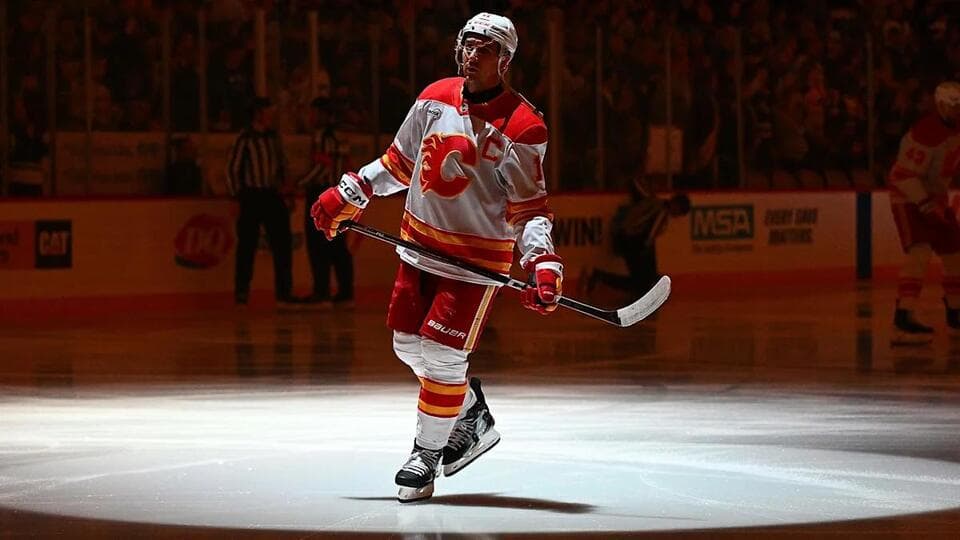 Backlund Breaks Iginla’s Flames Record in 2026-27
