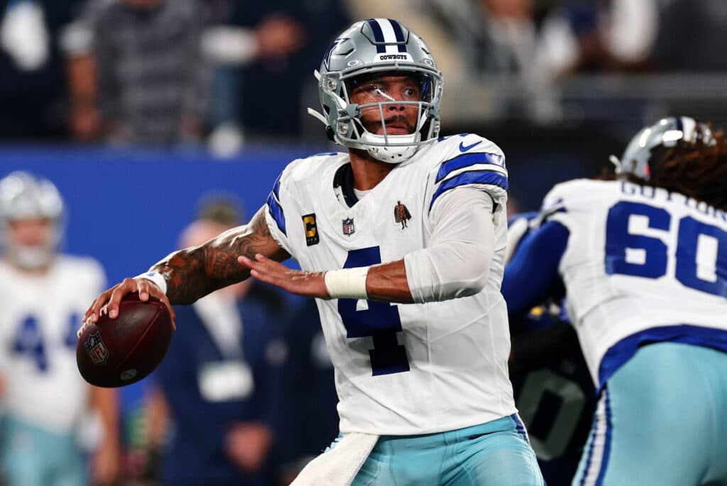 Dak Prescott Breaks Cowboys Record, Passes Tony Romo