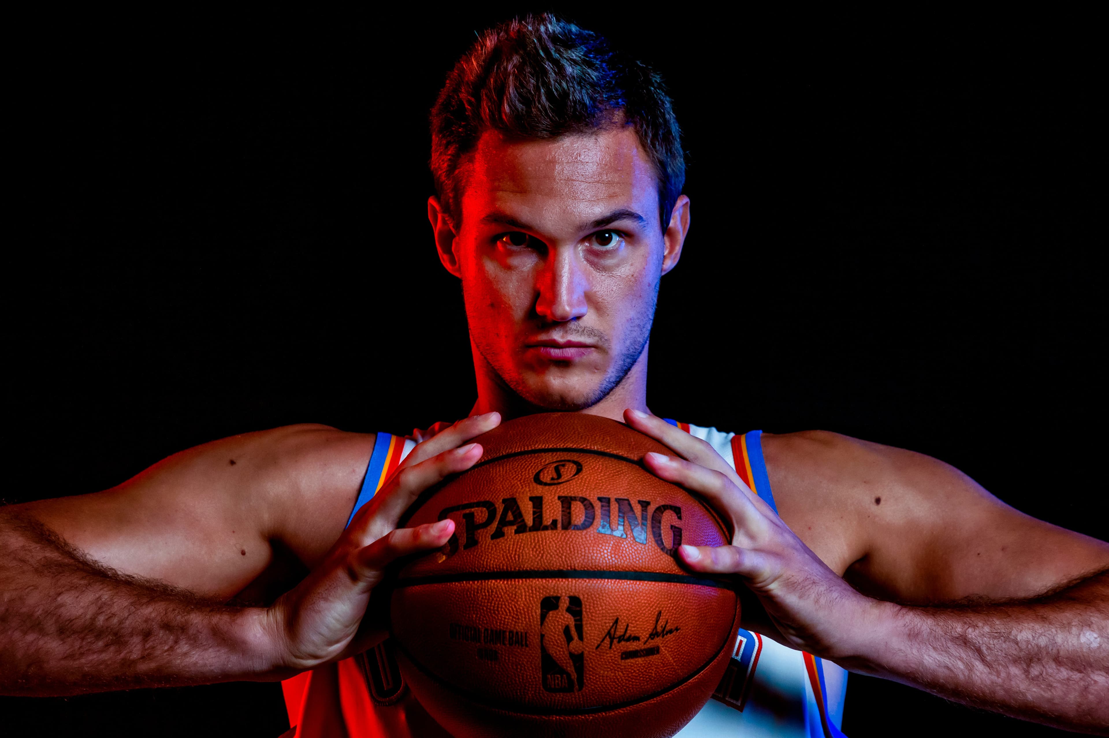 Gallinari Blasts Kawhi for Derailing NBA Career