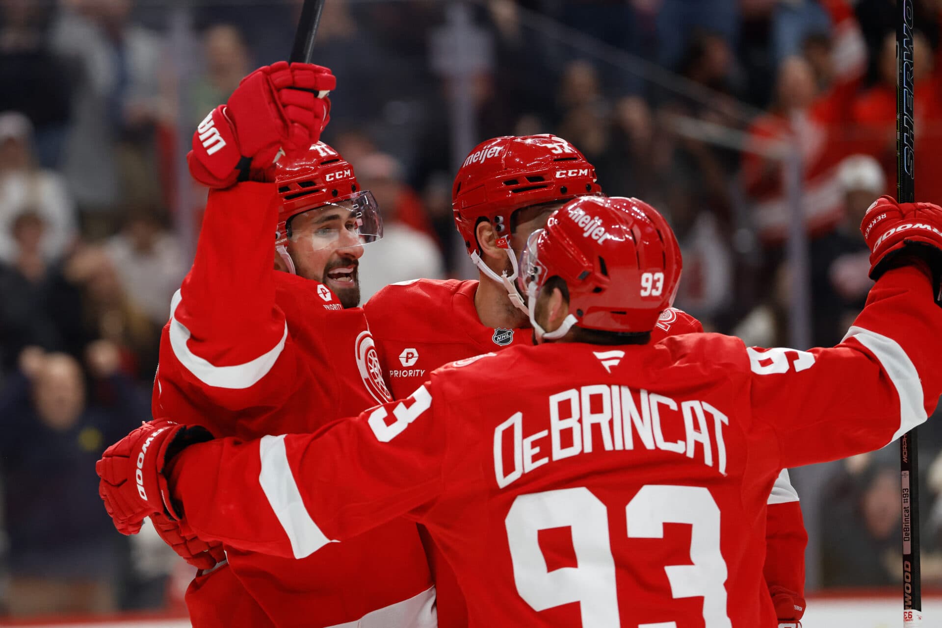 Larkin Explains Fight After Hit on DeBrincat